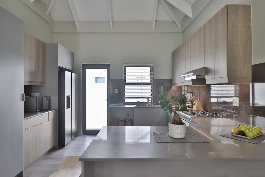 3 Bedroom Property for Sale in Aan de Wijnlanden Western Cape